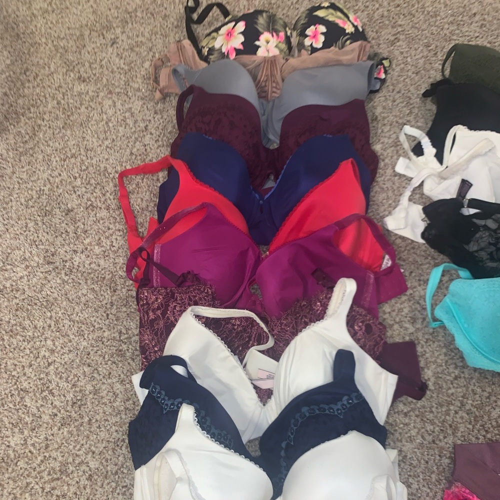 Victoria’s Secret bras